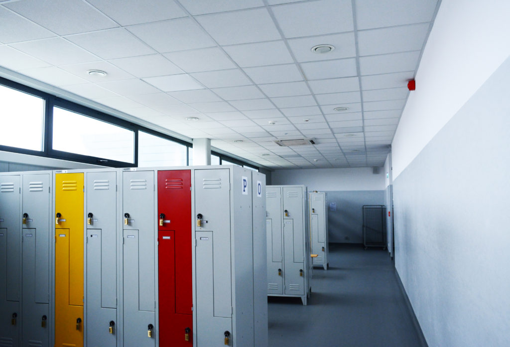 Ana & Cornel logistica si birouri