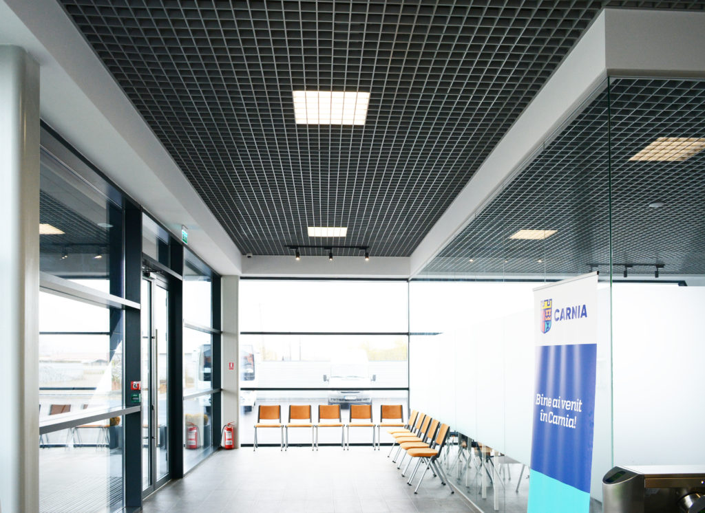 Ana & Cornel logistica si birouri