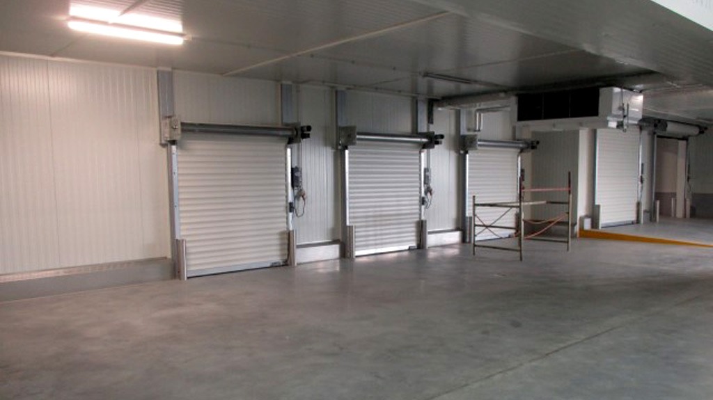 Ana & Cornel logistica si birouri